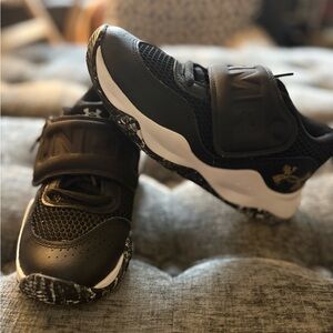 Under Armour Kids Black and White Basketball Shoes
